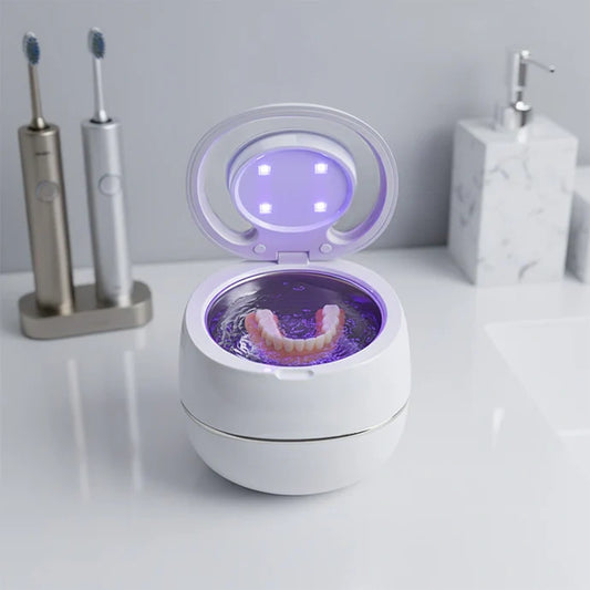 Denture ultrasonic and ultraviolet cleaning machine